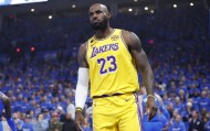 2026世界杯投注-湖人犯愁了：詹姆斯等四名球员成自由身，是续约还是全部放弃？